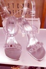 Sepatu wanita paling mahal itu - Stuart Weitzman Cinderella Sandal